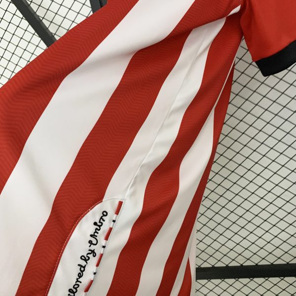 Athletic Club Home Shirt 2011-12 Retro - Image 5