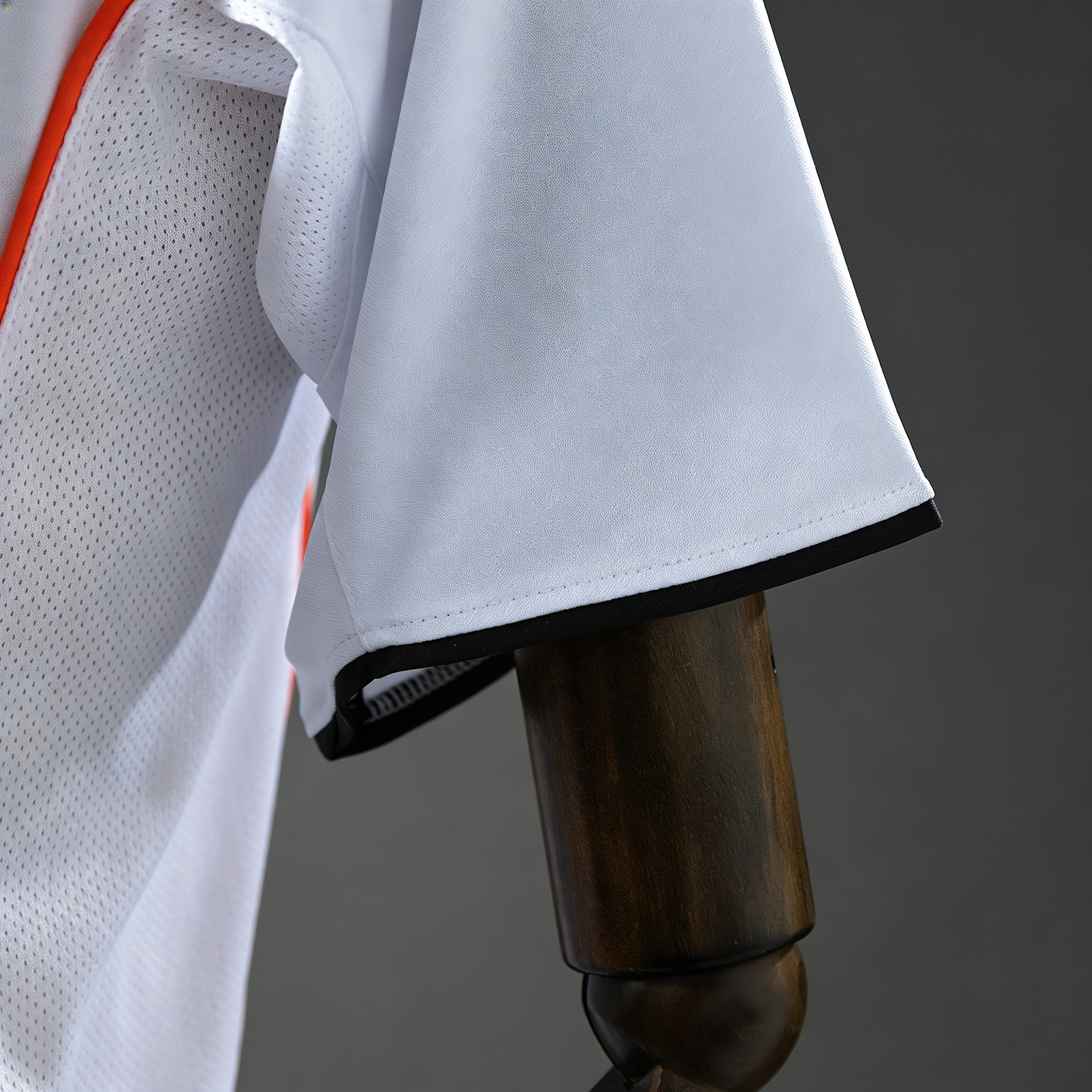 Valencia CF Home Shirt 2004-05 Version Fans - Image 6